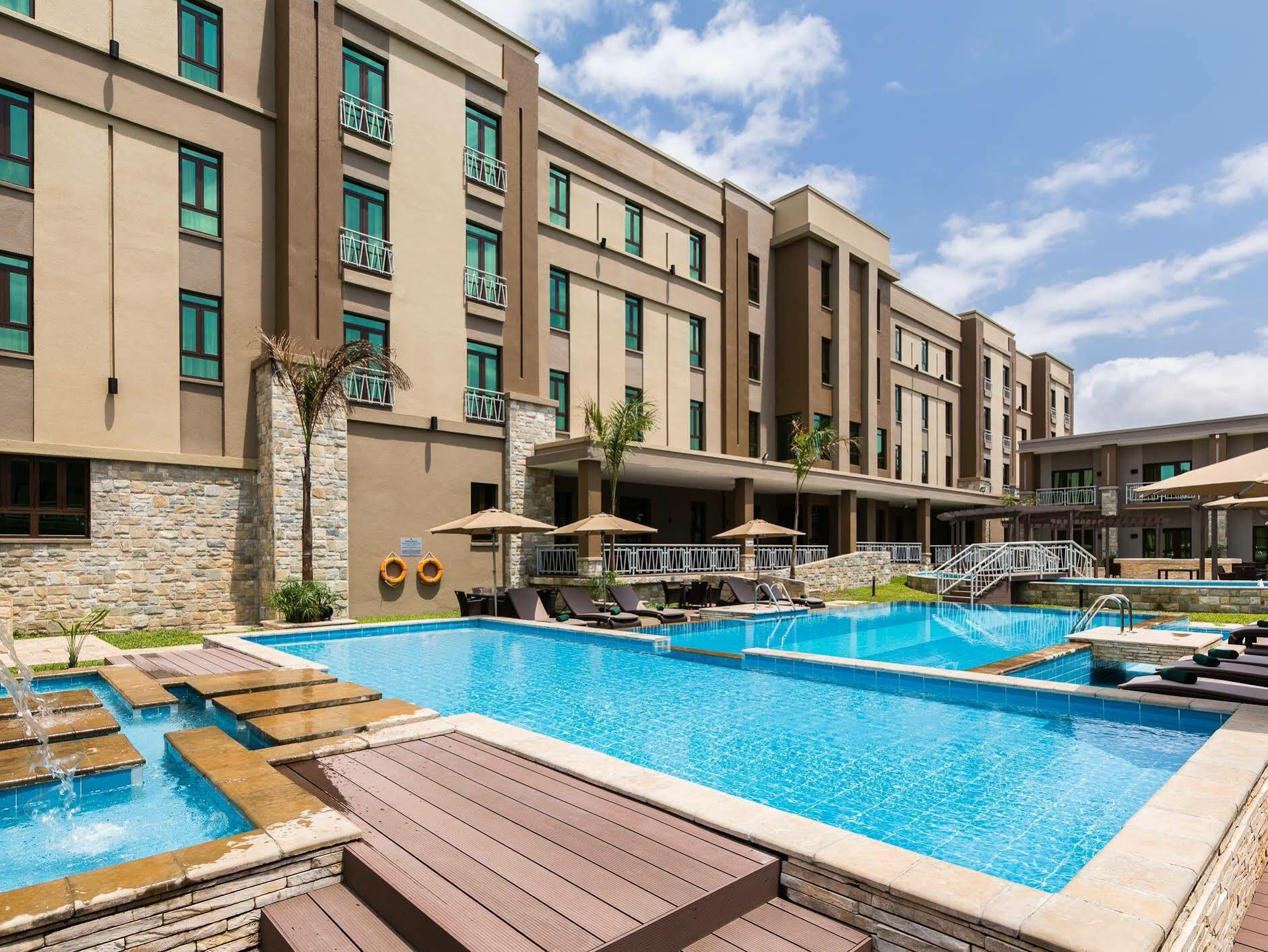 Alliance Hotel By Eagles Sekondi-Takoradi Exterior photo
